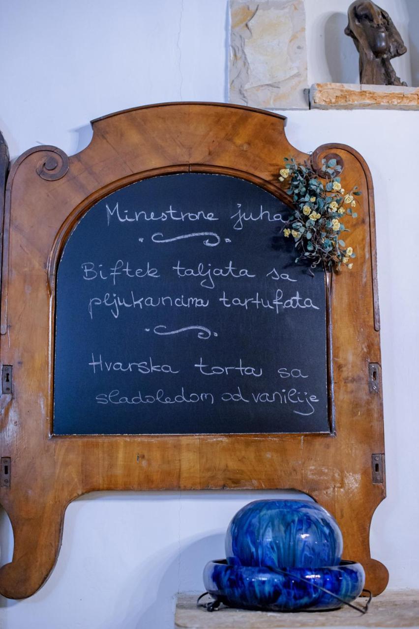 Hotel Skalinada Zavala Bagian luar foto