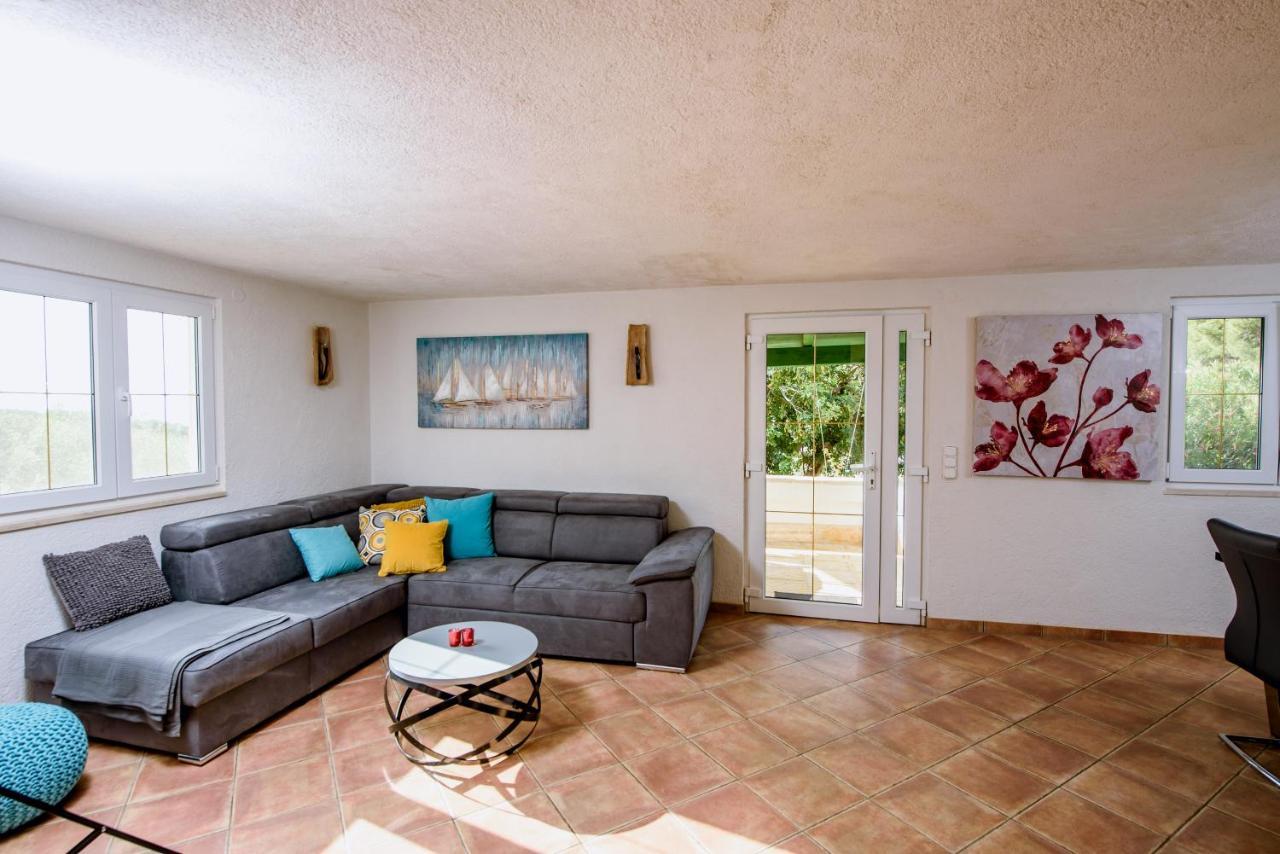 Hotel Skalinada Zavala Bagian luar foto